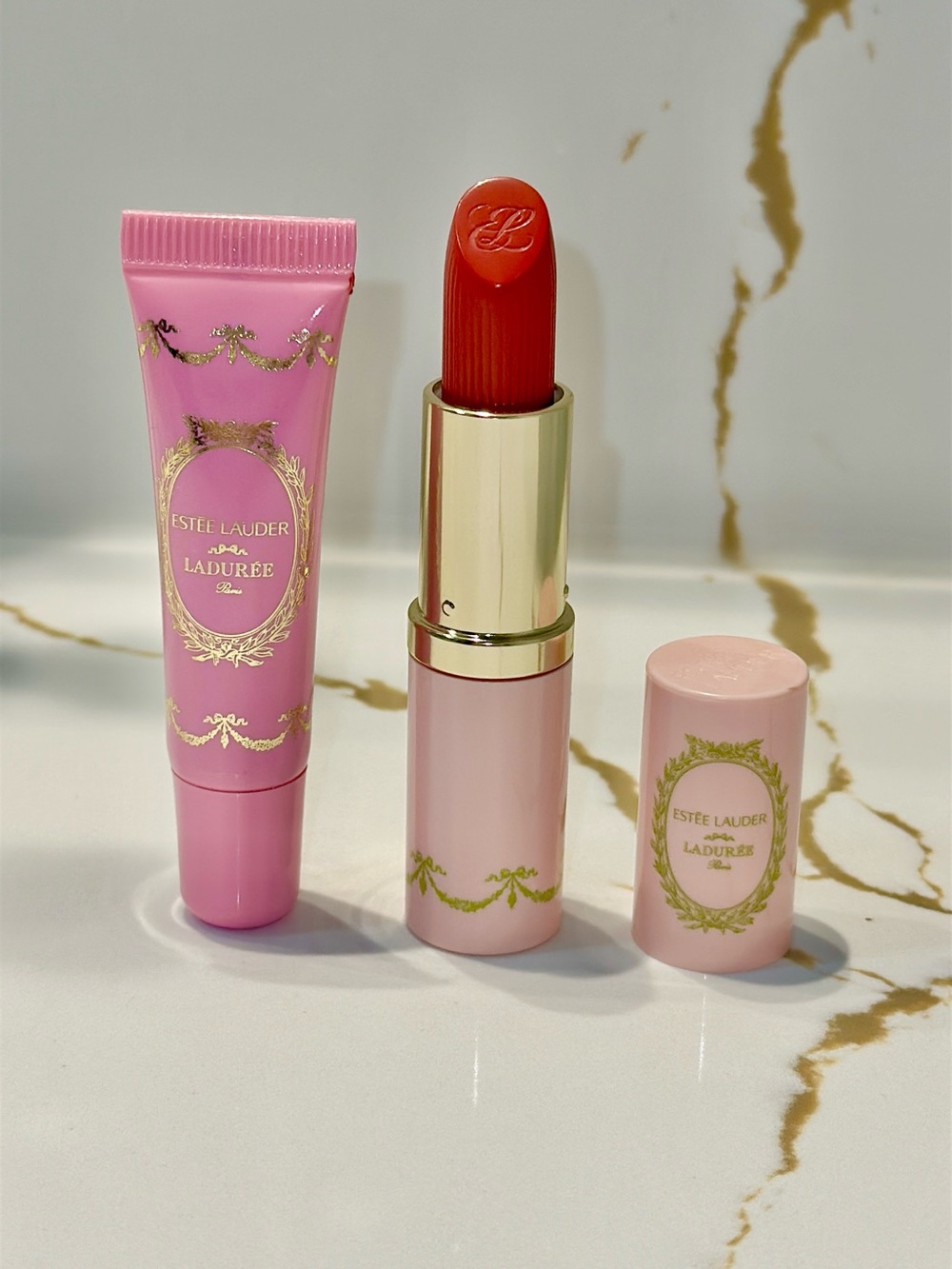 Estée Lauder Pink Gold Tube Red Lipstick